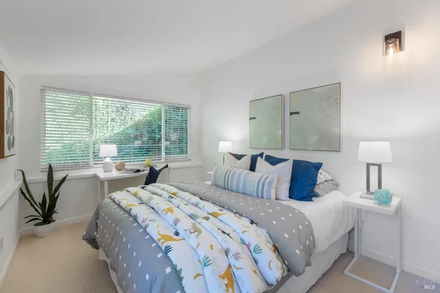 $2,195,000 | 5 Hillside Avenue, Kentfield, CA 94904