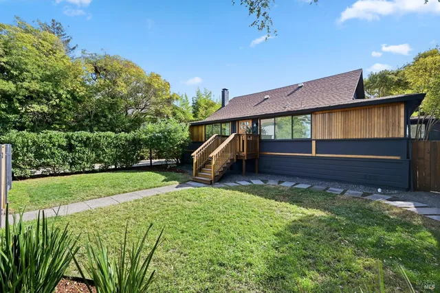 $2,195,000 | 5 Hillside Avenue, Kentfield, CA 94904