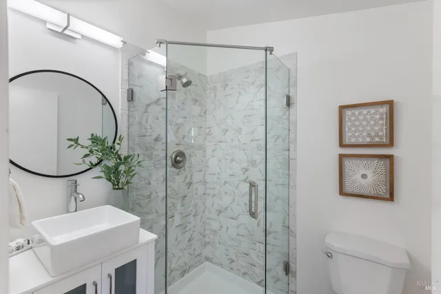 $2,195,000 | 5 Hillside Avenue, Kentfield, CA 94904