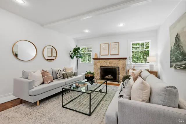 $2,195,000 | 5 Hillside Avenue, Kentfield, CA 94904