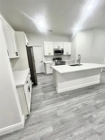 $1,640 | 5 Fisher Pl Drive, Ocklawaha, FL 32179