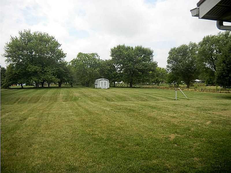 5607 Selma Road Springfield, OH 45502 - Photo 3 of 12