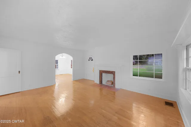 $224,900 | 301 Bolivar Highway, Jackson, TN 38301