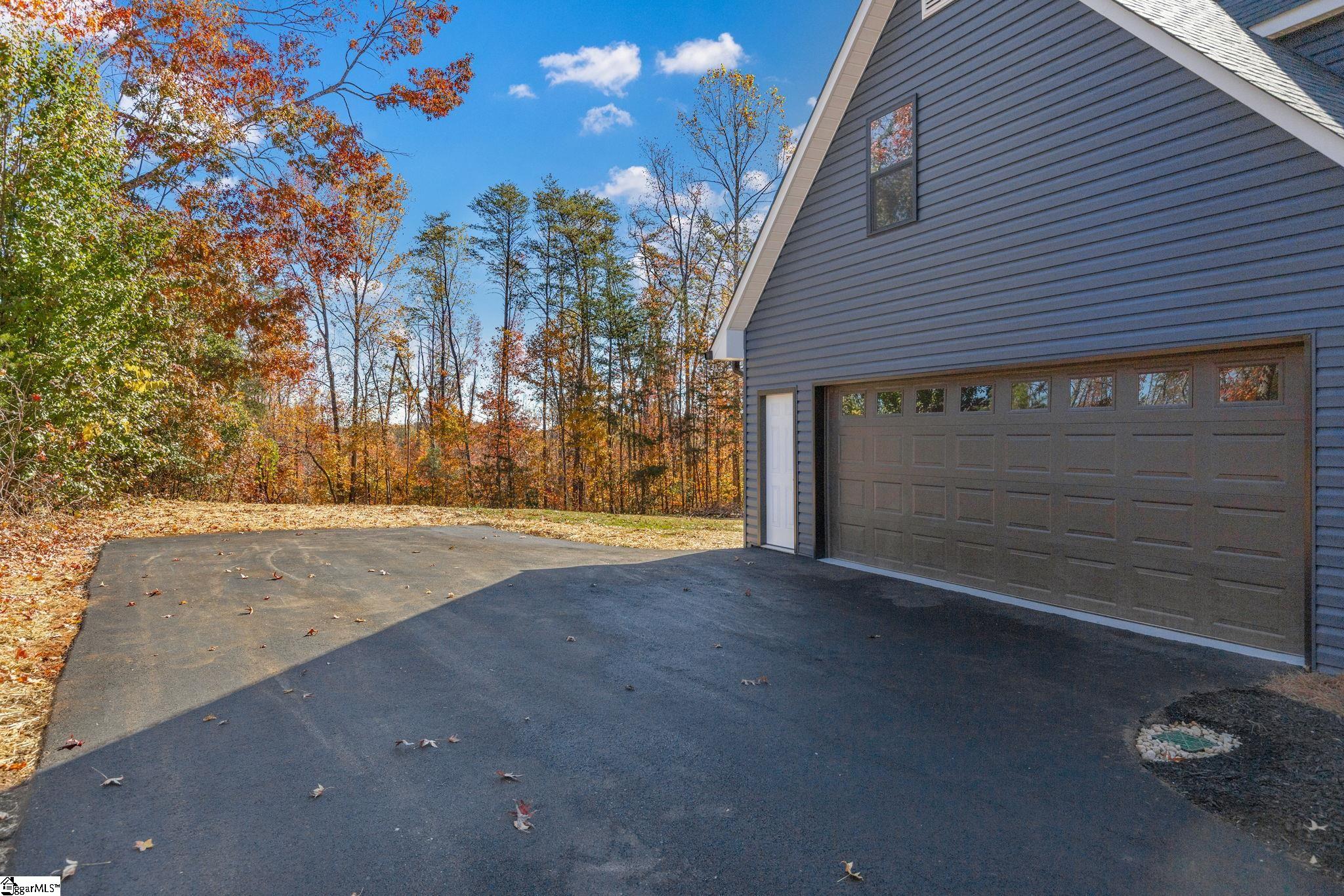 405 Allen Road Travelers Rest, SC 29690 - Photo 36 of 41