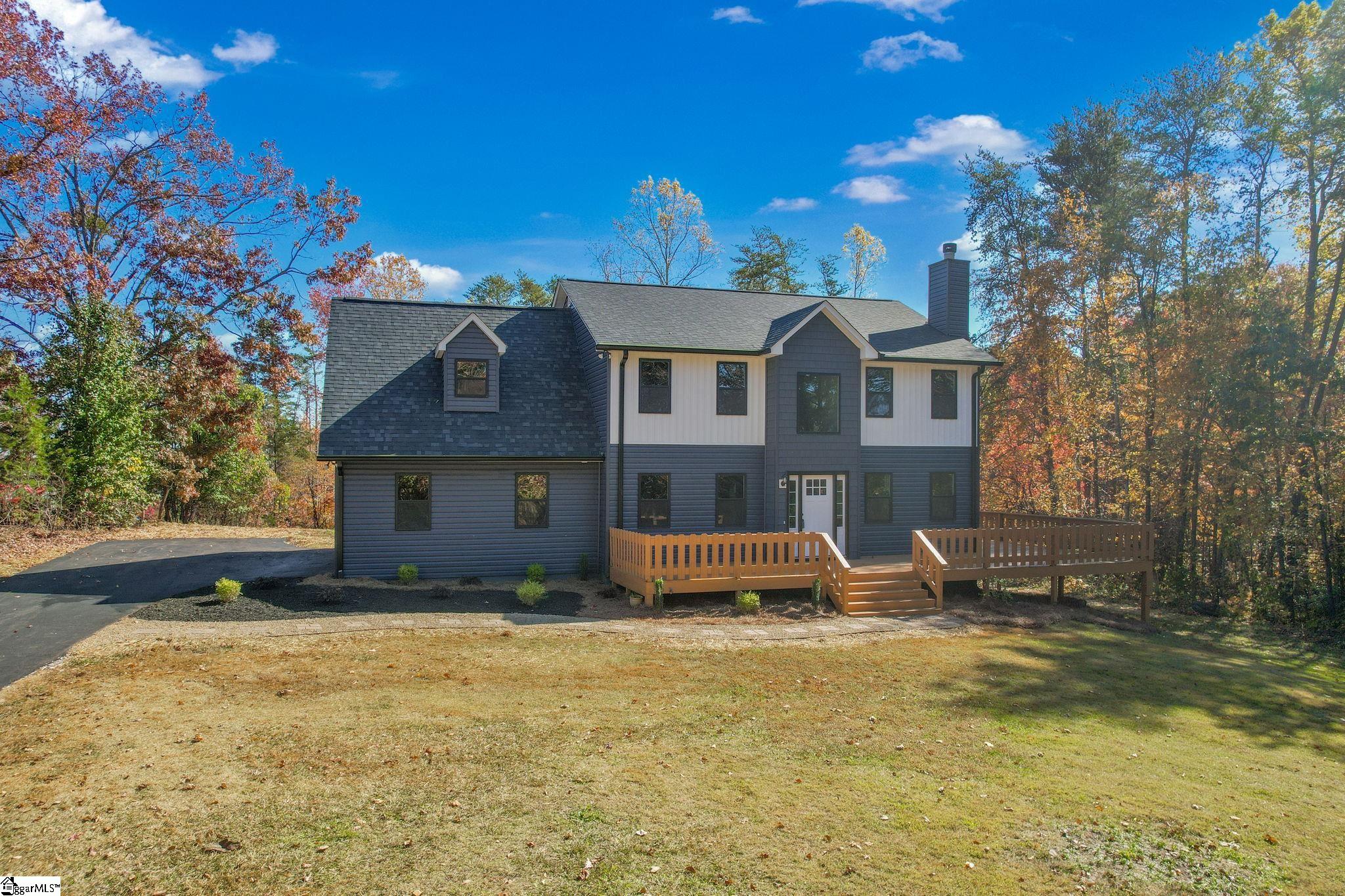 405 Allen Road Travelers Rest, SC 29690 - Photo 4 of 41