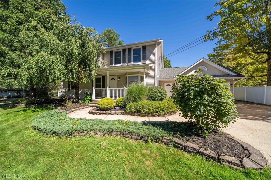 12335 Robson Road Grafton, OH 44044 - Photo 1 of 46 Gallery Image 1