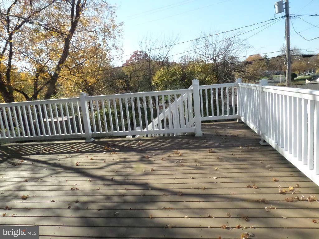2014 Rolling Rd. Baltimore, MD 21244 - Photo 5 of 26 Exterior (Rear)