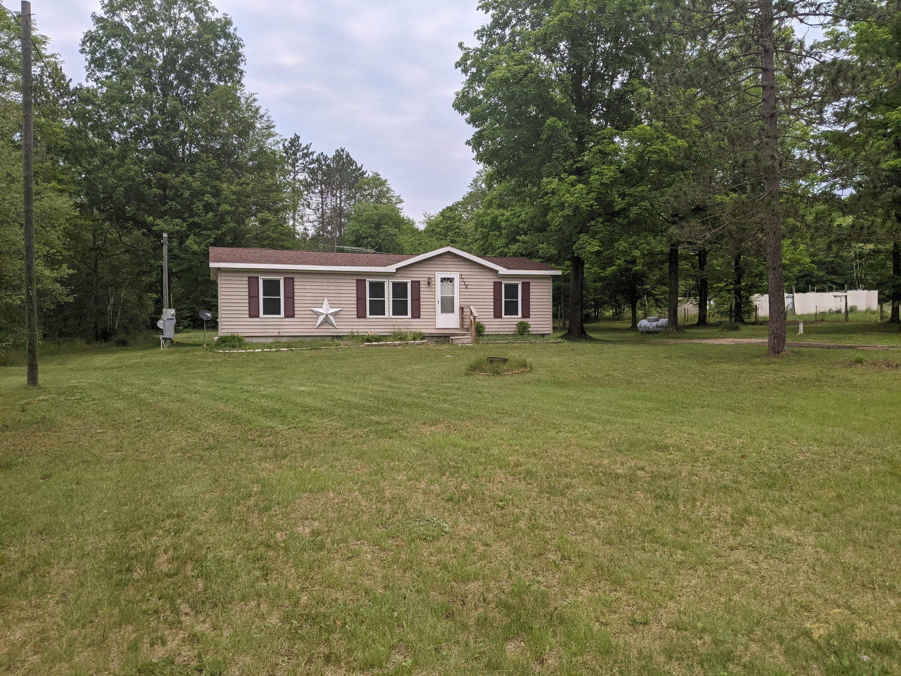 7110 West Batterson Road Frederic, MI 49733 - Photo 1 of 47 Gallery Image 1