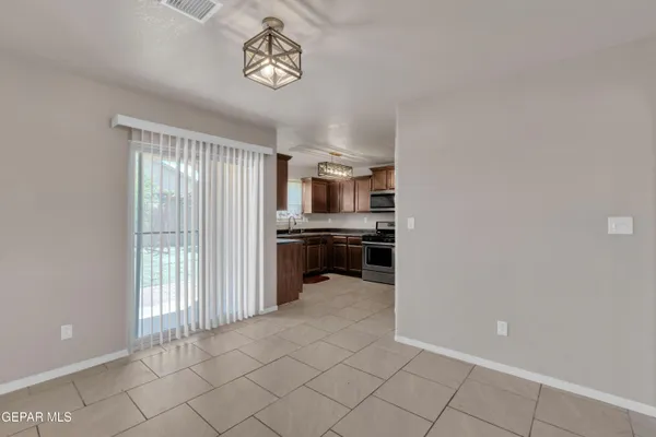 $265,000 | 809 Luisa Street, Anthony, TX 79821