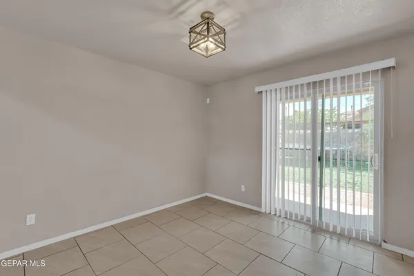 $265,000 | 809 Luisa Street, Anthony, TX 79821