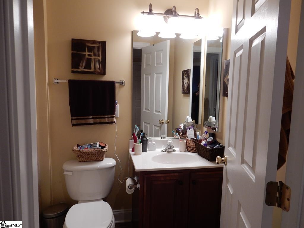 116 Hydrangea Way Simpsonville, SC 29681 - Photo 20 of 26 Gallery Image 20