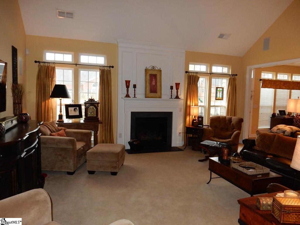 116 Hydrangea Way Simpsonville, SC 29681 - Photo 10 of 26 Gallery Image 10