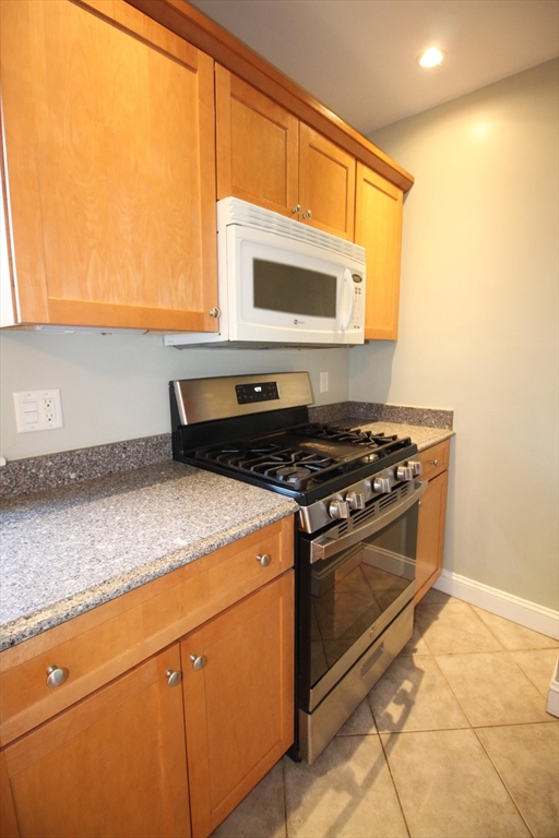 63 Foster Street, Unit 63 Arlington, MA 02474 - Photo 13 of 27