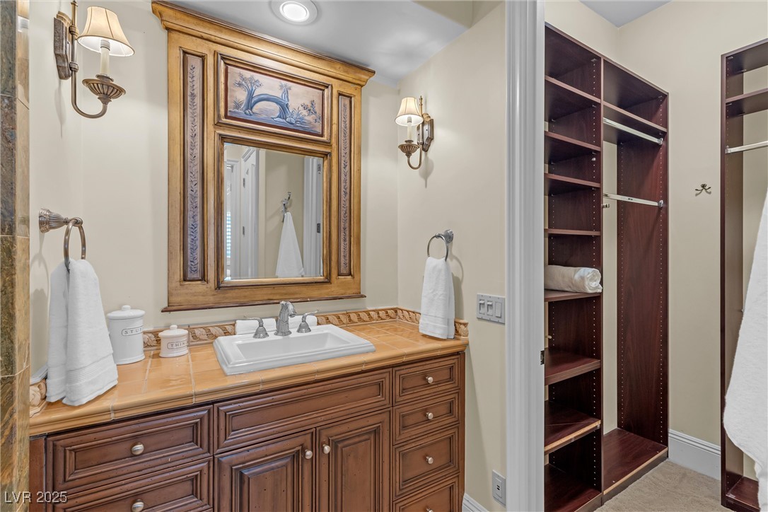 17 Rue Du Rivoli Place Henderson, NV 89011 - Photo 45 of 62