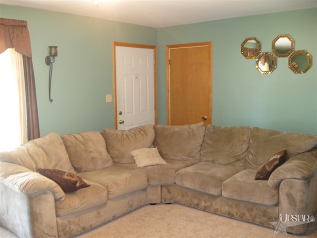 934 Yorktown Road Decatur, IN 46733 - Photo 3 of 19
