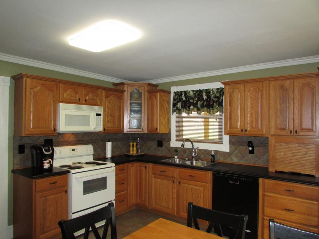 1641 Siam Road Elizabethton, TN 37643 - Photo 11 of 30 Photo 11