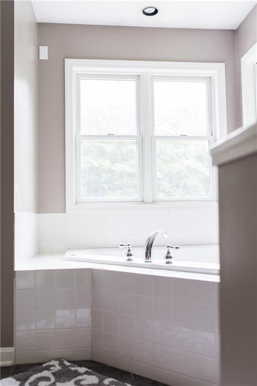 32 Hawthorne Road Raymond, ME 04071 - Photo 21 of 35 Photo