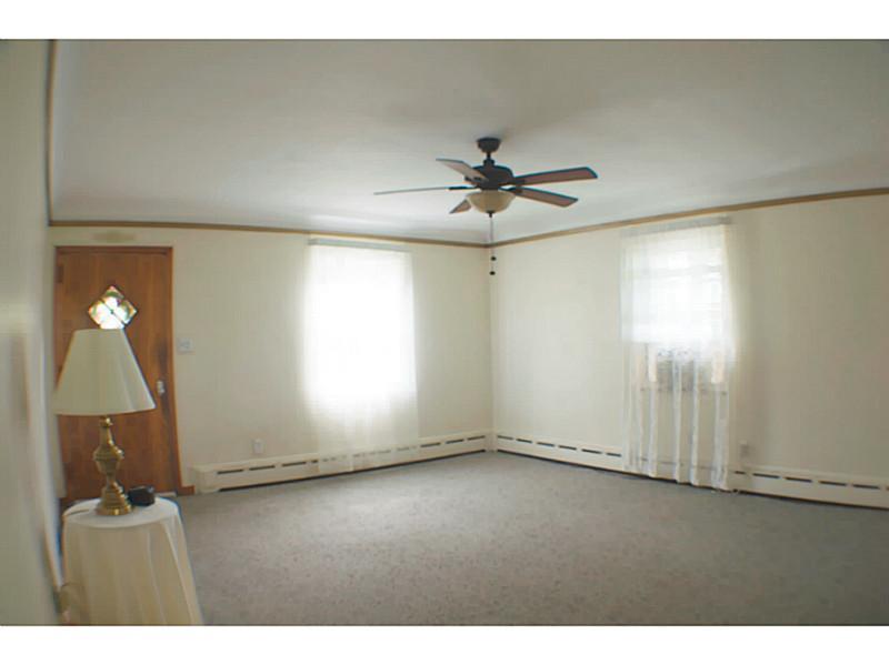 361 Marzolf Road Pittsburgh, PA 15209 - Photo 8 of 20 Living Room.