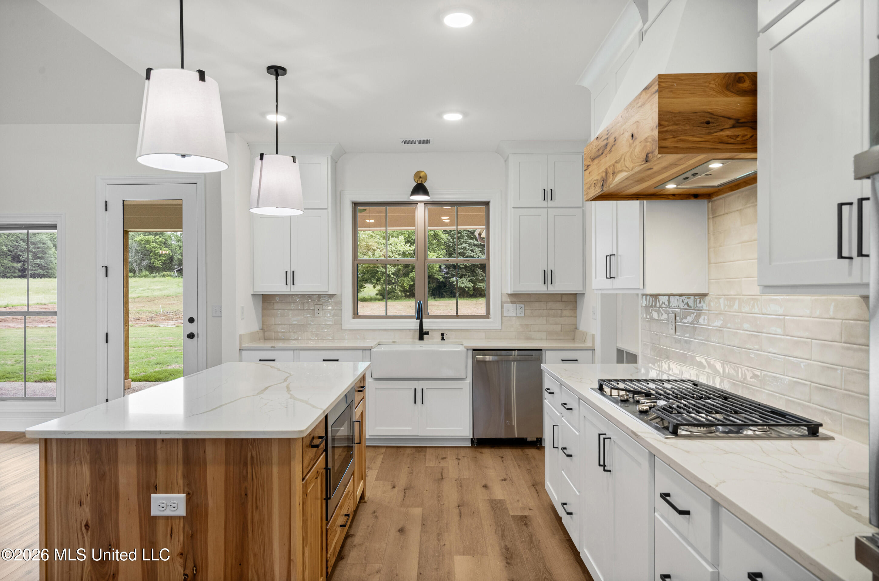 12331 Ingrams Mill Road Byhalia, MS 38611 - Photo 11 of 38 11__dsc3840_print