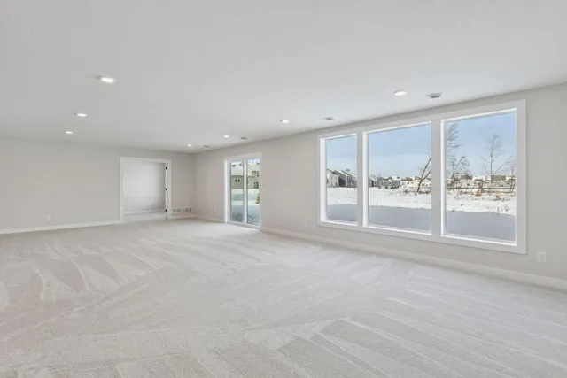 $905,000 | 4729 131st Avenue Northeast, Blaine, MN 55449