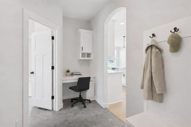 $905,000 | 4729 131st Avenue Northeast, Blaine, MN 55449