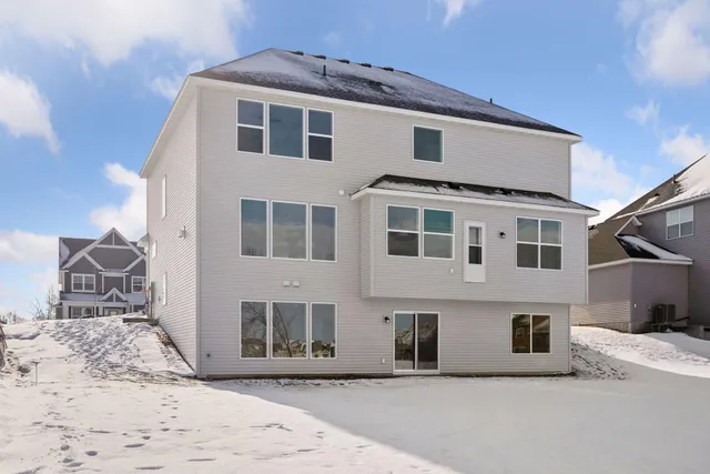 $905,000 | 4729 131st Avenue Northeast, Blaine, MN 55449