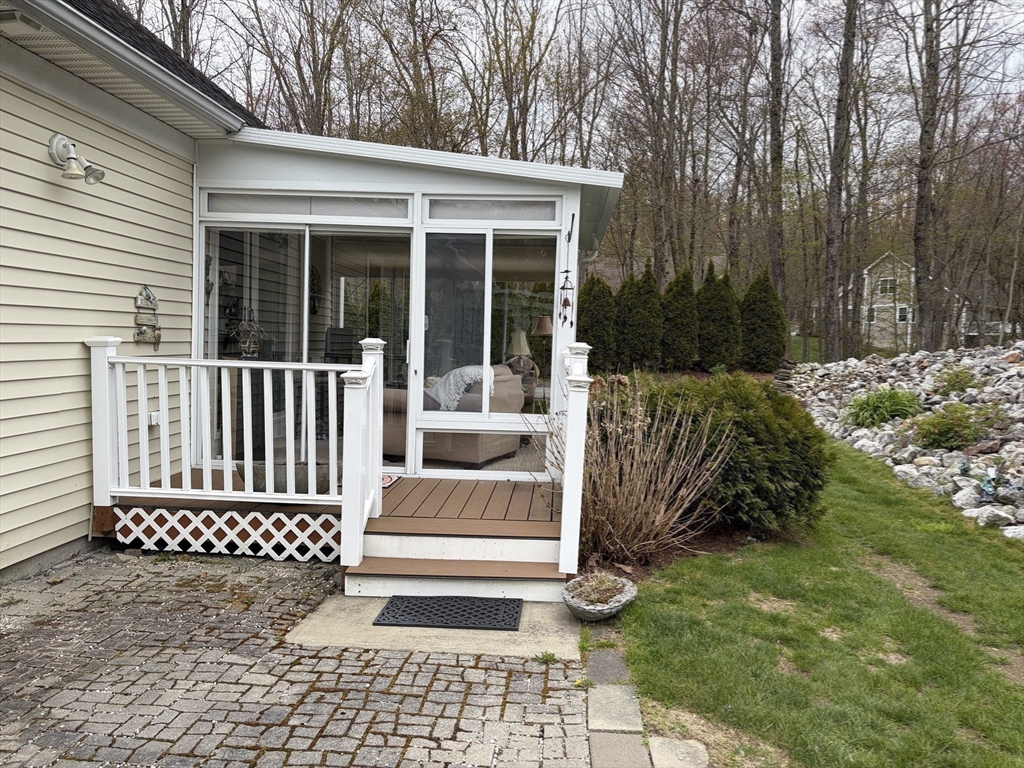 92 Virginia Drive, Unit 92 Leicester, MA 01542 - Photo 30 of 33 Gallery Image 30