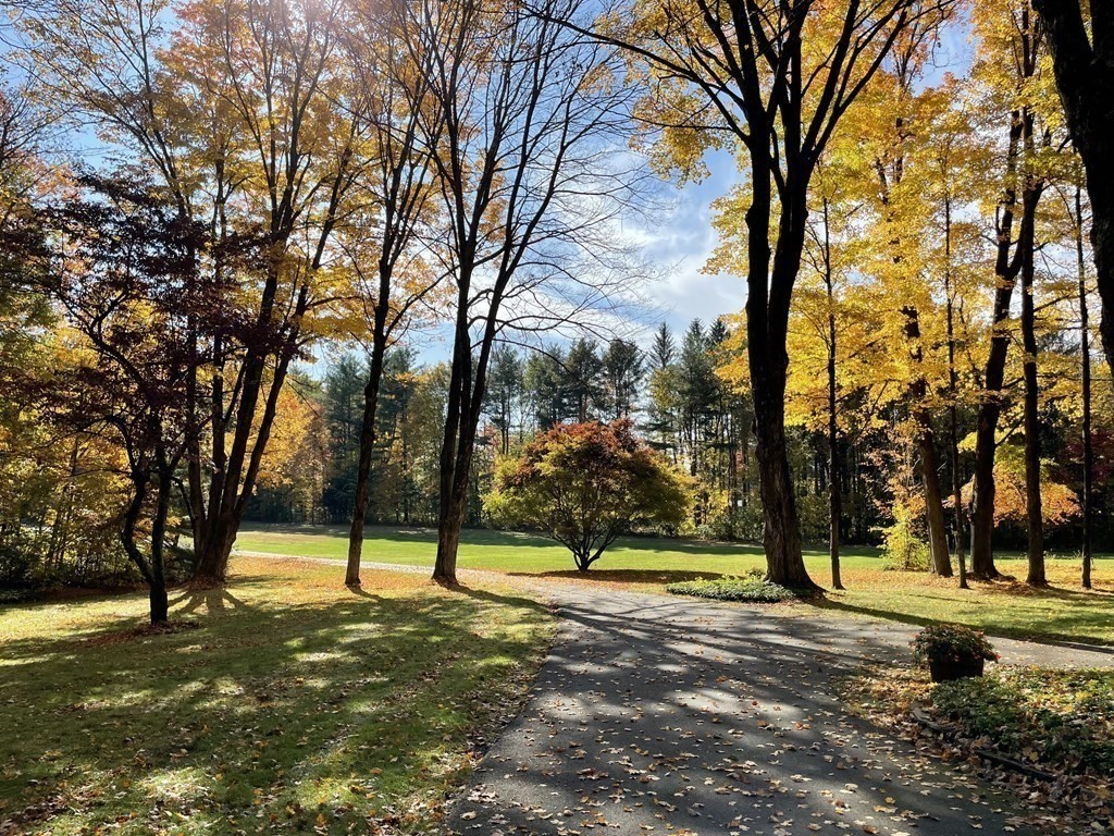 770 Country Club Road Greenfield, MA 01301 - Photo 4 of 35 Gallery Image 4