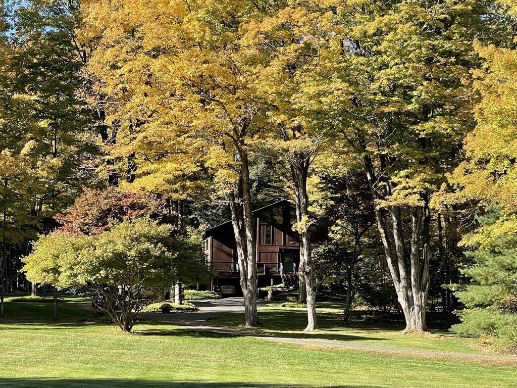 770 Country Club Road Greenfield, MA 01301 - Photo 5 of 35 Gallery Image 5