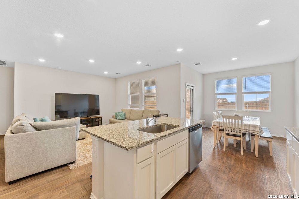 449 Ida Loop Seguin, TX 78155 - Photo 8 of 29