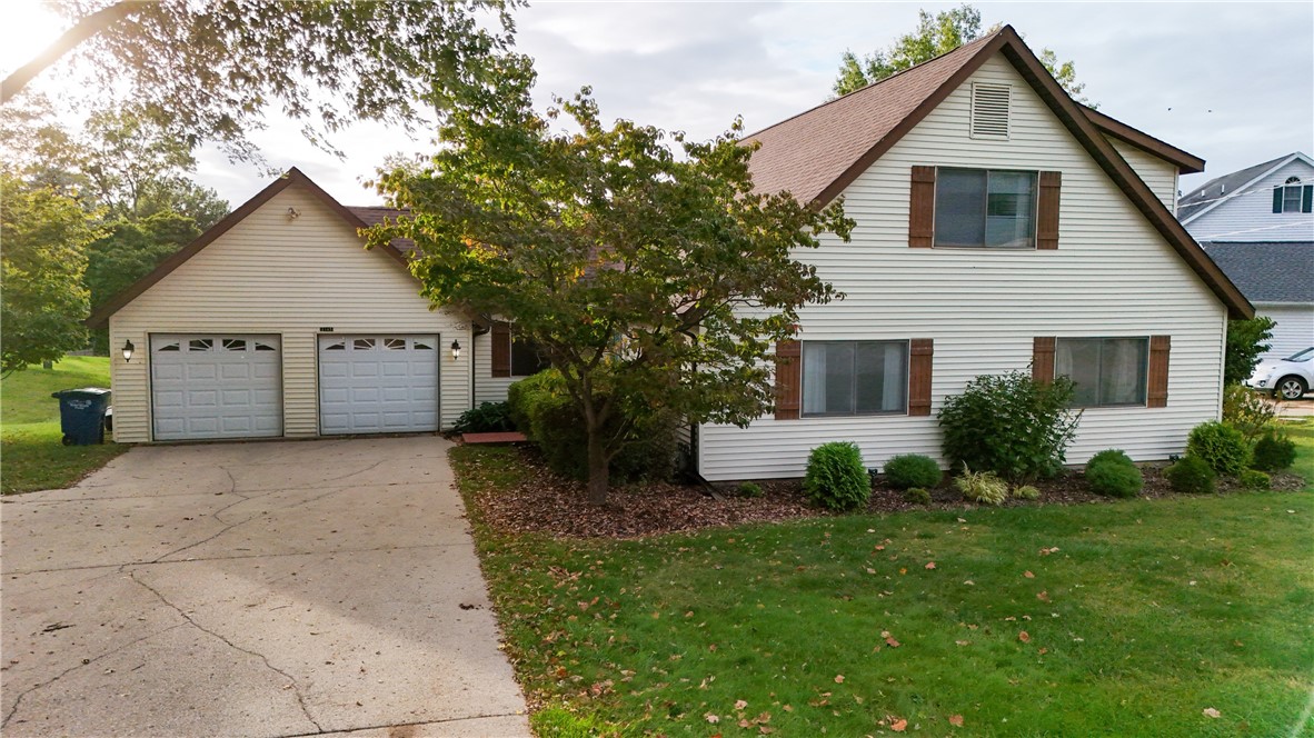 1145 Lakeridge Road Danville, IL 61832 - Photo 1 of 35 Gallery Image 1