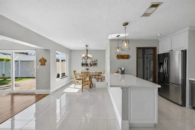 $898,788 | 2120 Northeast 31st Street, Lighthouse Point, FL 33064