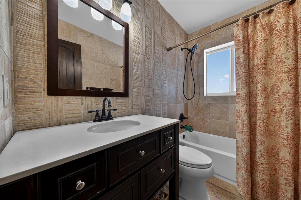 2120 Northeast 31st Street Lighthouse Point, FL 33064 - Photo 28 of 53