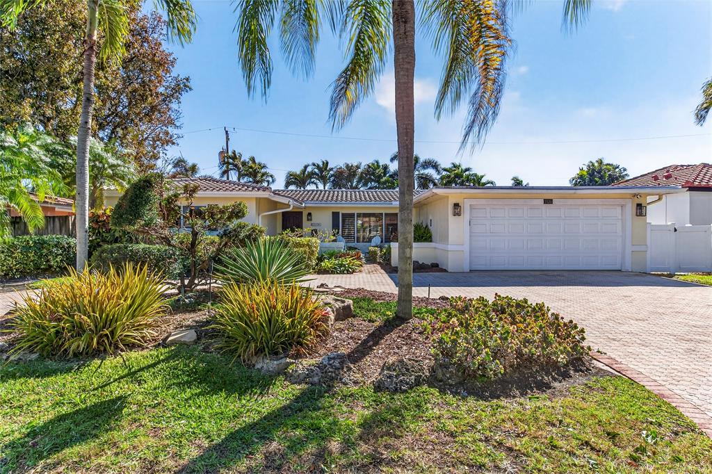 2120 Northeast 31st Street Lighthouse Point, FL 33064 - Photo 36 of 53