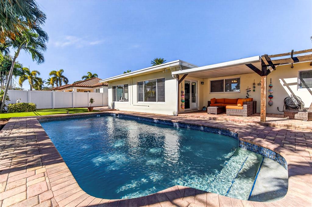 2120 Northeast 31st Street Lighthouse Point, FL 33064 - Photo 4 of 53