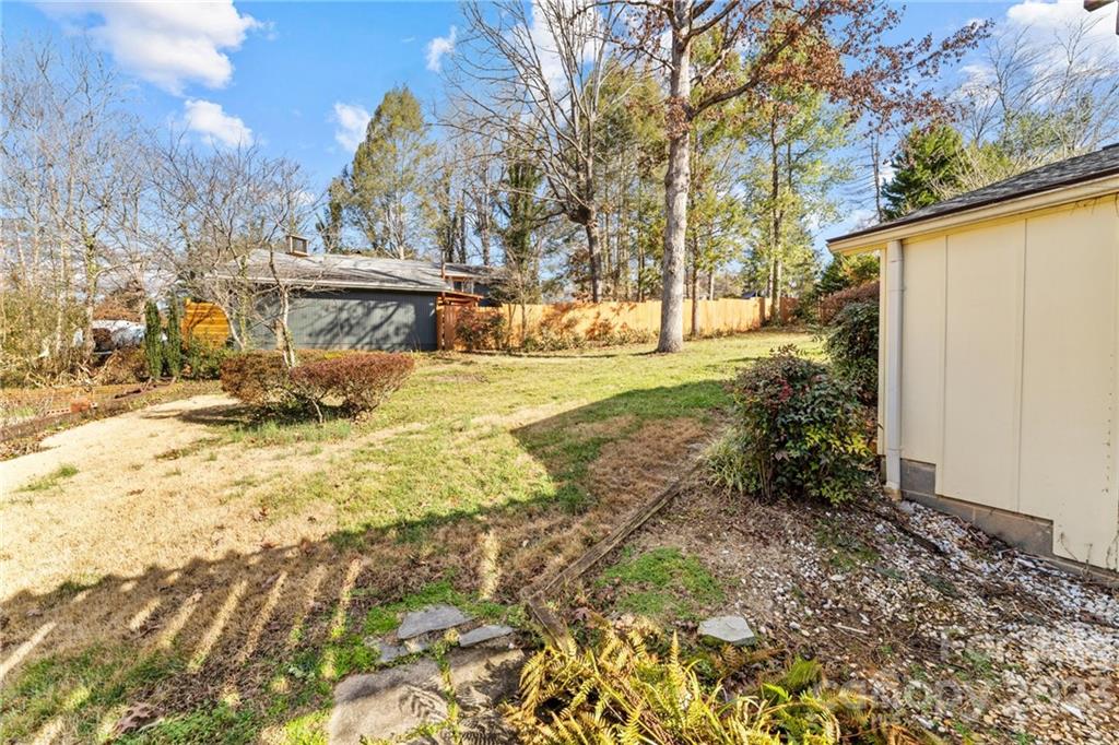 208 Ervin Road Morganton, NC 28655 - Photo 33 of 34 Gallery Image 33