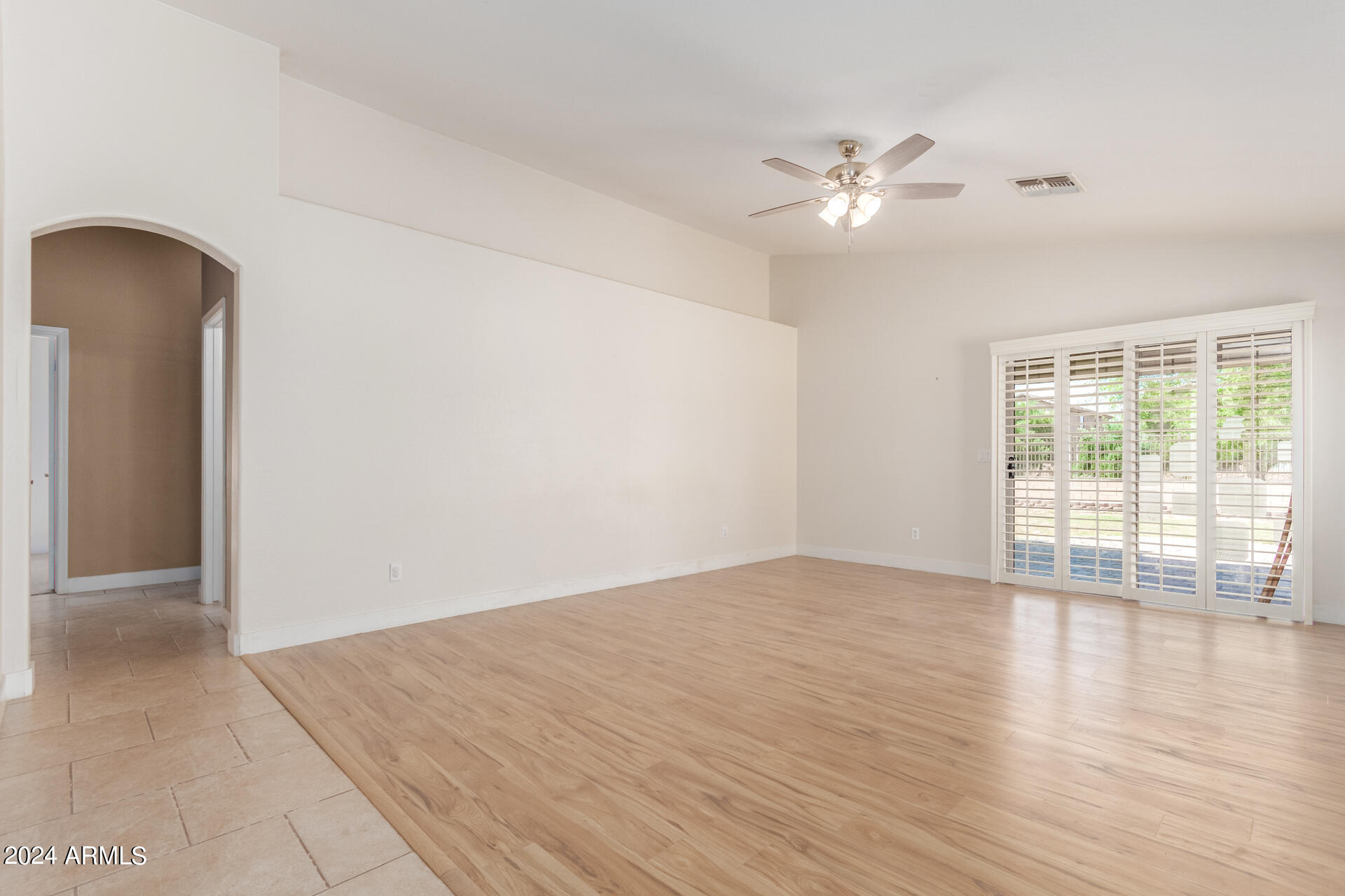 9404 West Riverside Avenue Tolleson, AZ 85353 - Photo 9 of 34 0009-09 - Riverside