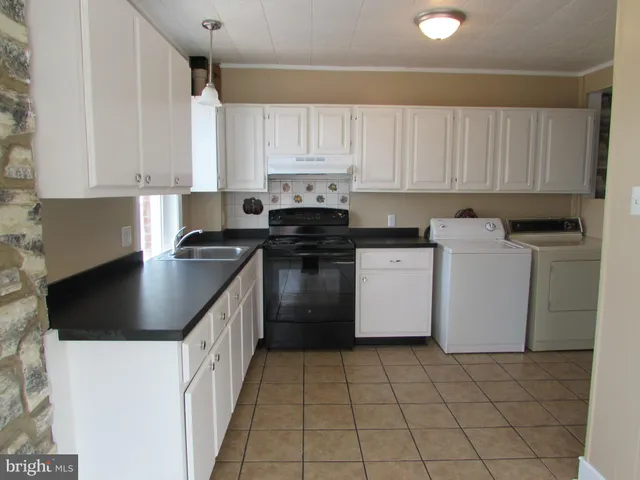 $1,500 | 115 North Reservoir Street, Unit B, Lancaster, PA 17602