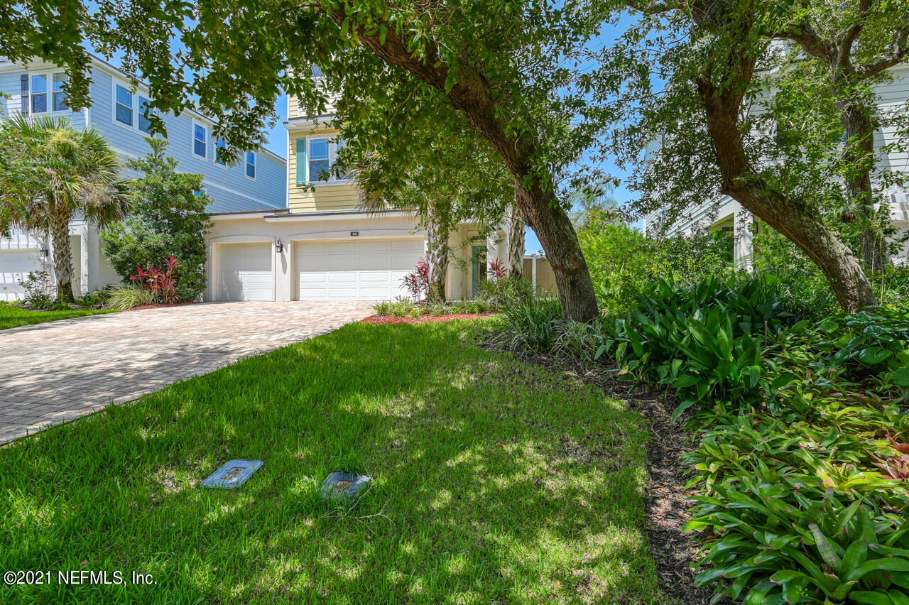 168 Lawn Avenue St. Augustine, FL 32084 - Photo 4 of 53 168 Lawn Avenue ONLINE LOW RES-5