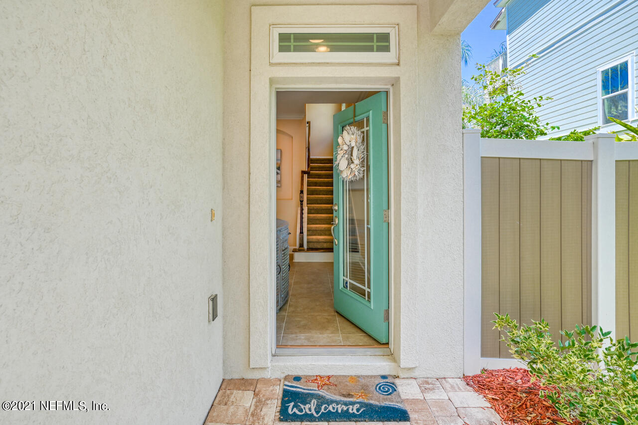 168 Lawn Avenue St. Augustine, FL 32084 - Photo 6 of 53 168 Lawn Avenue ONLINE LOW RES-8