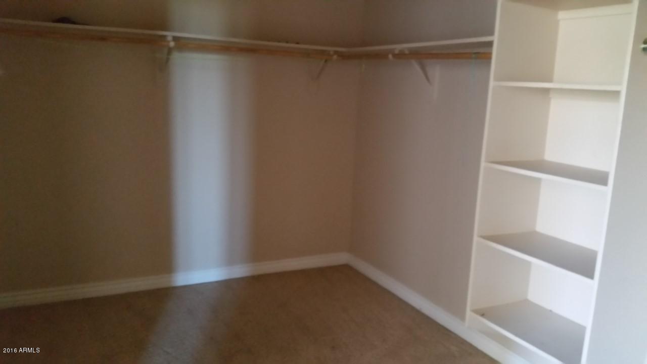 4926 West Apollo Road Laveen, AZ 85339 - Photo 19 of 23 Master closet