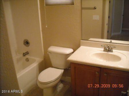 4926 West Apollo Road Laveen, AZ 85339 - Photo 22 of 23 Upstairs guest bath