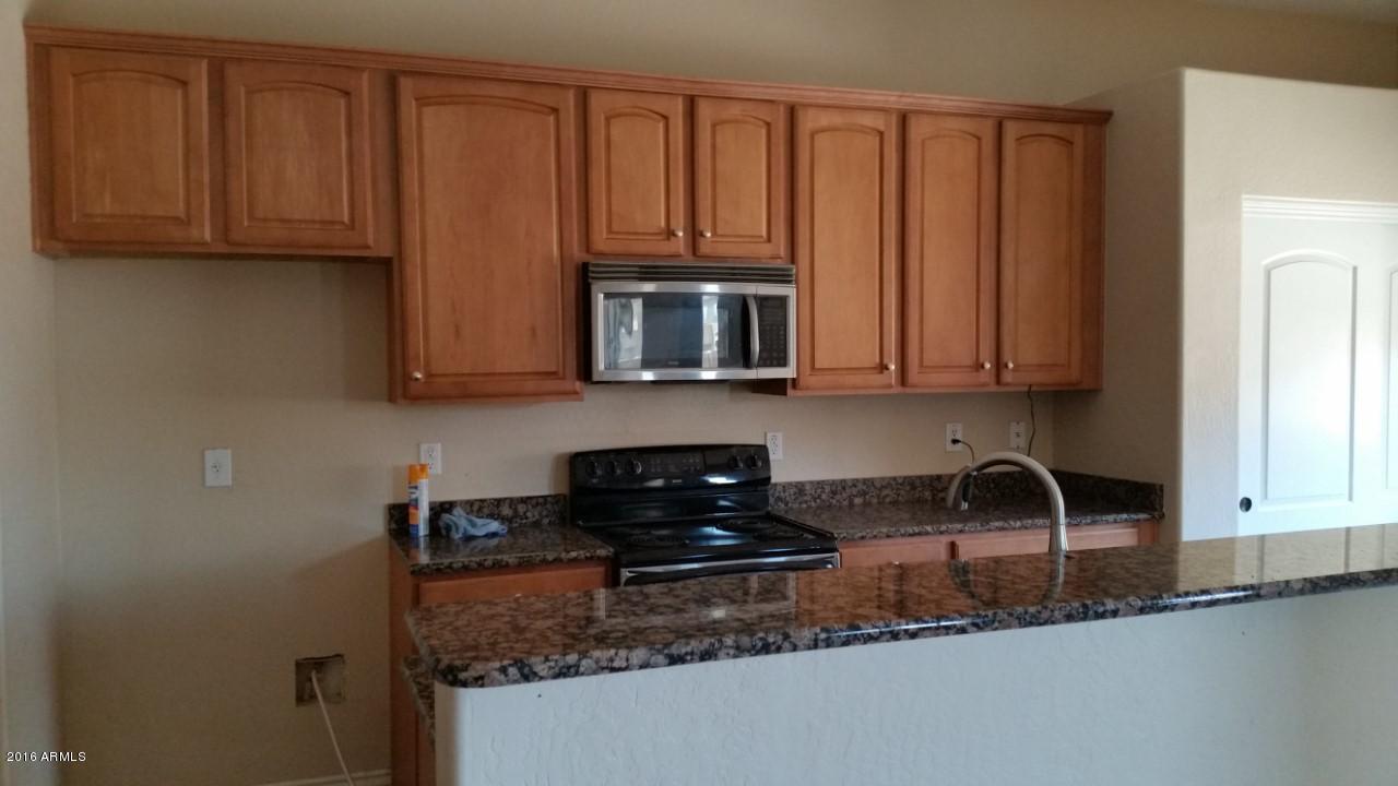 4926 West Apollo Road Laveen, AZ 85339 - Photo 7 of 23 Kitchen