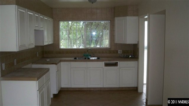 116 Smithridge Park Reno, NV 89502 - Photo 3 of 13 Photo 3