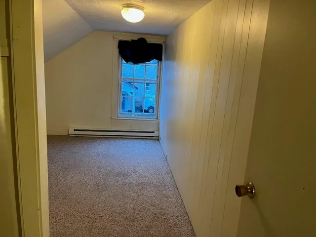 $1,700 | 52 Central Street, Claremont, NH 03743