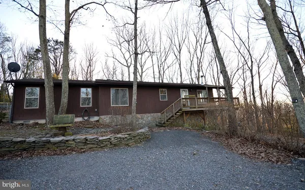 $624,990 | 4562 Quail Run Drive, Marshall, VA 20115