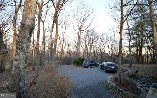 $624,990 | 4562 Quail Run Drive, Marshall, VA 20115