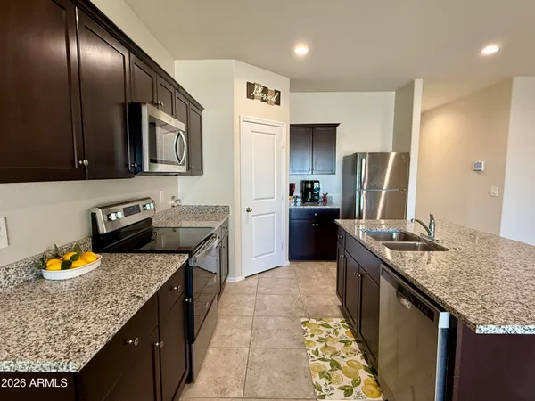 $1,850 | 2207 South 46th Street, Coolidge, AZ 85128
