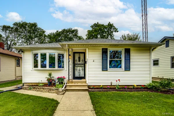 $299,900 | 521 Cowles Avenue, Joliet, IL 60435