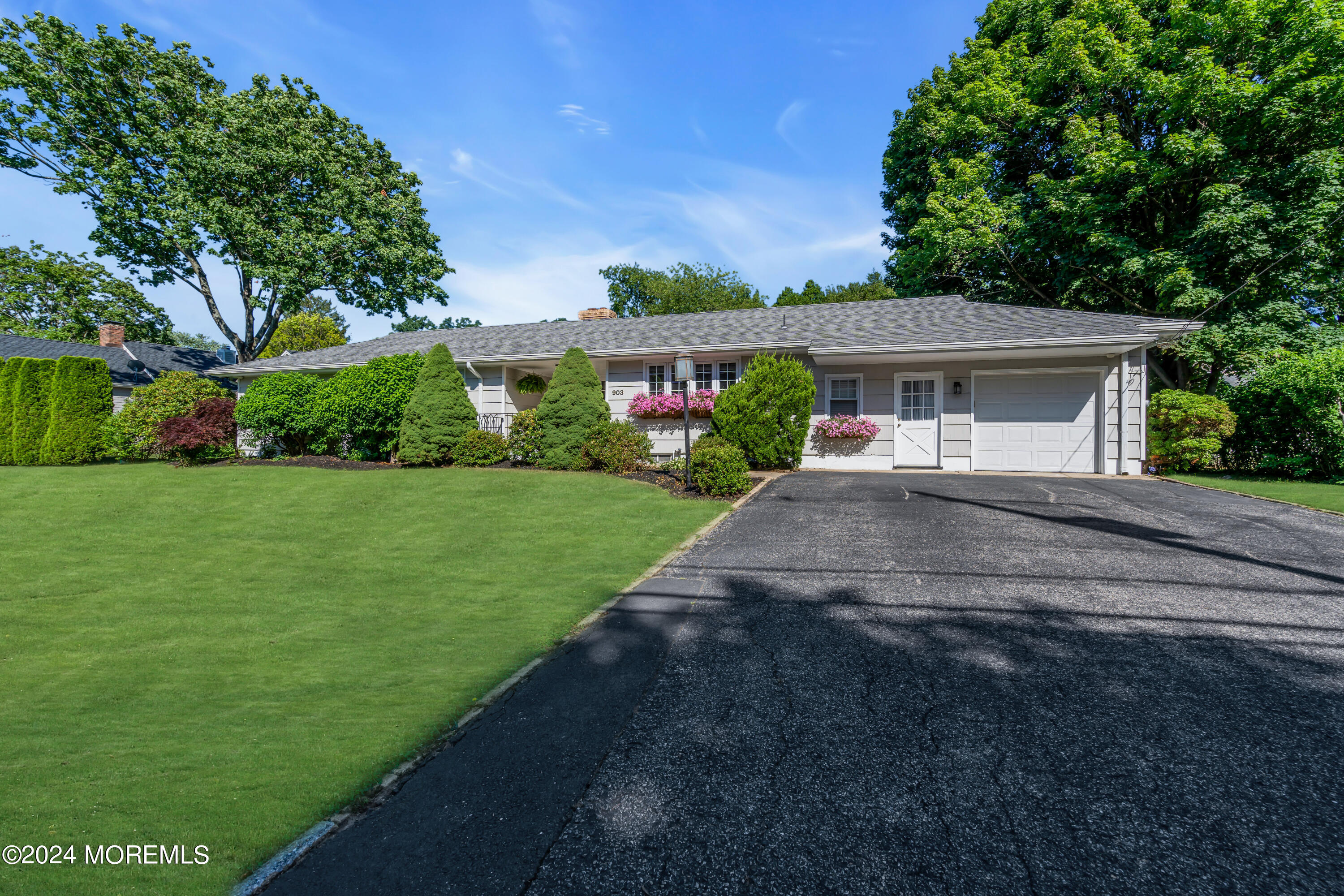 903 Riverview Drive Brielle, NJ 08730 - Photo 5 of 86 004_dsc09581-1_48